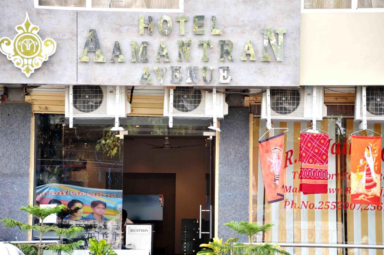 Oyo 2403 Hotel Aamantran Avenue Удджайн Екстер'єр фото